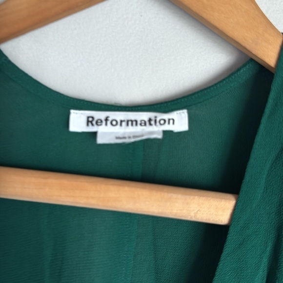 NEW Reformation Winslow dress in emerald 0 - Picture 5 of 14